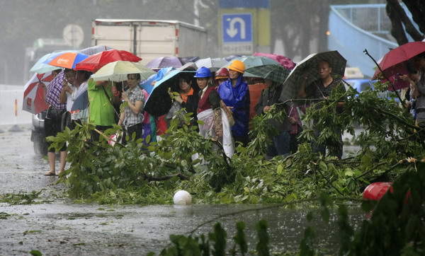 High-risk areas evacuated before typhoon